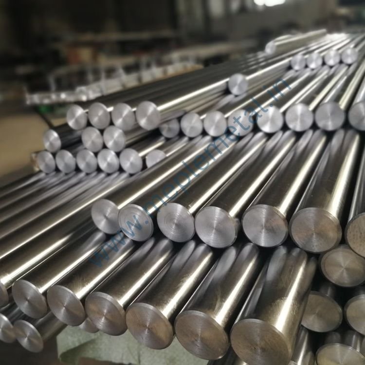 Stainless Steel 304 Round Bar Manufacturer